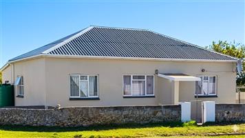 House For Sale in Gansbaai Central