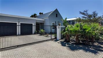 House For Sale in Admirals Park