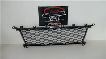 BMW 3 Series M sport pre-LCI front bumper lower center grille