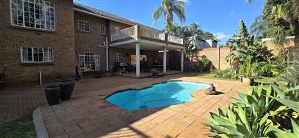 House For Sale in Amandasig & Ext