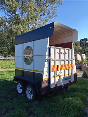 2 birth horsebox