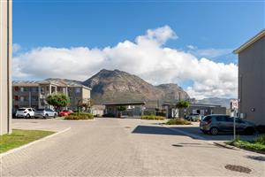 Apartment For Sale in Costa Da Gama
