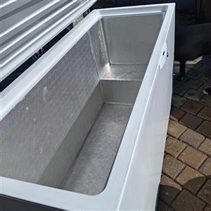 Devy 481 L freezer 