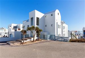 Unrivalled Views, Modern Luxury Living