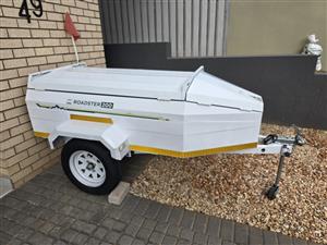 Roadster 200 trailer
