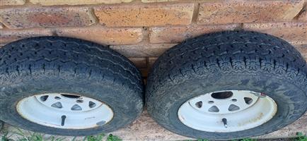 Venter 10” Trailer rims and tyres (145/80 R10).