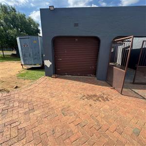 House For Sale in Model Park