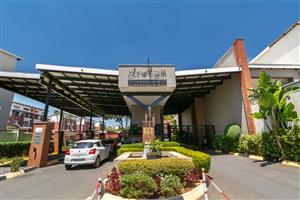 Apartment For Sale in Greenstone Hill