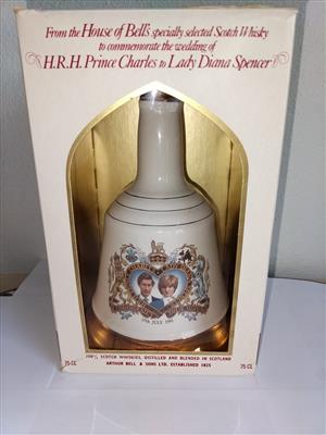 House of Bell’s Royal Commemorative Wade Decanters. Sealed Whisky 750ML.
