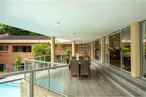 Elite Complex Home and Cottage in Golf Course Blue Zone