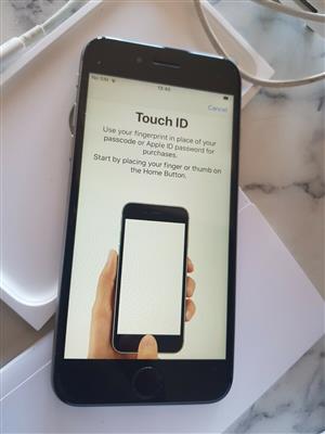 iPhone 6s 64 GB Space Grey Perfect / Great Condition