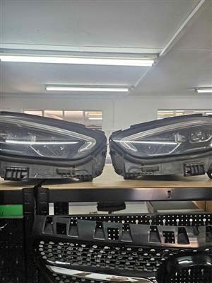 Mercedes Benz W205 Single Xenon Headlights