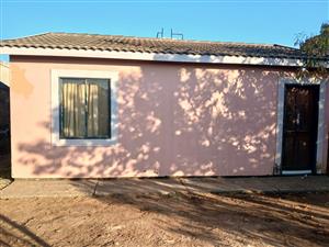 House for sale in orange farm drizick 4