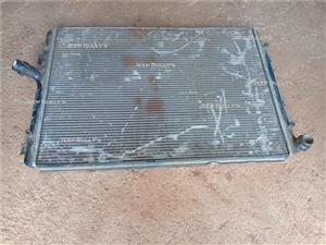 Jeep Grand Cherokee WJ 2.7 Used Water Radiator  