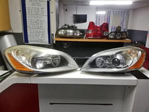 VOLVO XC60 2012 XENON AND NON XENON HEADLIGHT FOR ALE