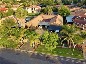 Spacious 4 Bedroom Family Home For Sale in Del Judor.