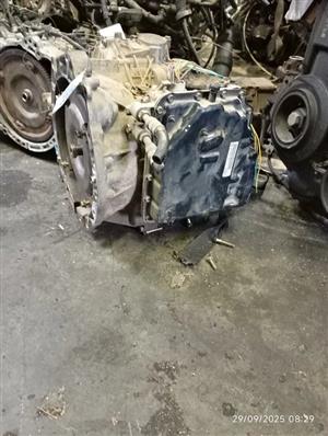 LAND ROVER 204D2 GEARBOX 