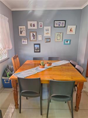 Pine dining room table for sale 8 seater