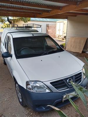 Bakkie NP 200 Petrol 2023 model.