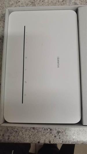 Huawei B535 Router for sale - Used