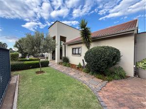 Modern Family Home in SE8, Vanderbijlpark.