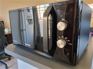 Samsung Microwave Oven 23l 800w