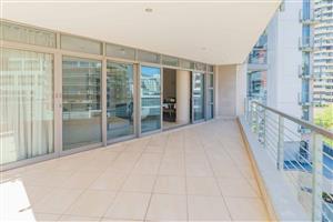 Modern 2-Bed Gem in Cape Town’s Icon Building