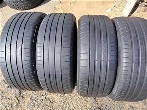 Four 245/45/20 Pirelli tyres for range rover Evoque and Jaguar