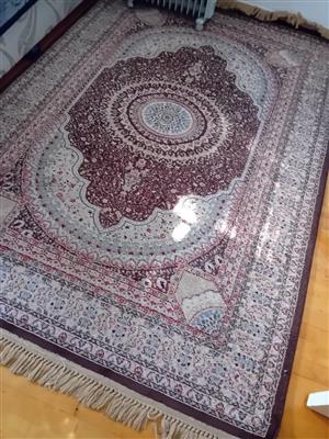 Carpet in good condition for sale