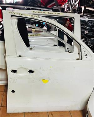 Toyota Hilux GD6 double Cab right doors