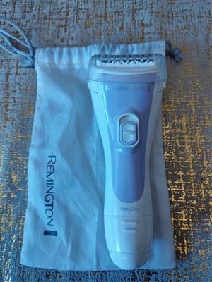 New Remington Battery Operated Shaver for Women(Wet /Dry)