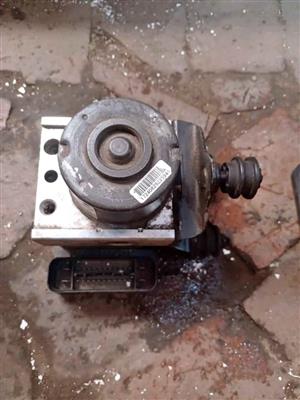 Vw golf 5 2.0 abs pump