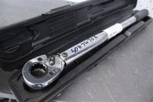 TUV TORQUE WRENCH IN CASE(S067470A)