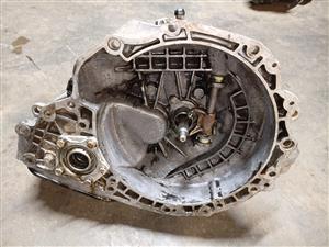 Chevrolet Aveo 1.6 2010 Gearbox for sale 
