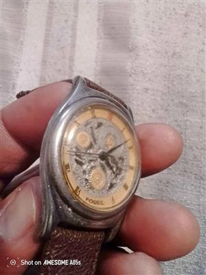 FOSSIL GR-9012 HONG KONG MECHANICAL WATCH (not working)