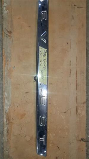 F0RD EVEREST CHROME TRIM BOOTLID 