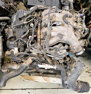 Nissan 3.3 V6 Petrol Engine (VG33)