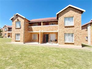 Apartment For Sale in Honeypark