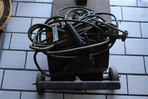 KWIDWELD 160 OIL WELDER W/CABLES(S067248A)