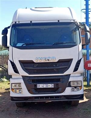 2018 IVECO STRALIS HI WAY (6×4)