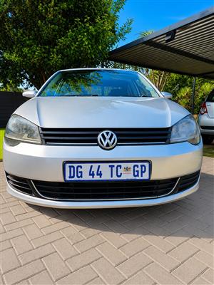 2014 polo vivo 1.7 comfortline autmatic with 130000km full service history with 