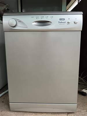 Defy dishwasher, silver