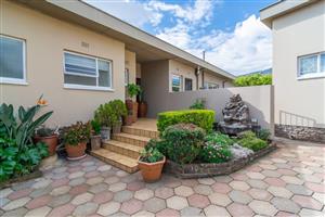 House For Sale in Greenhills