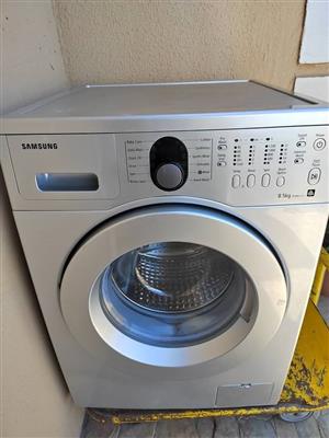 SAMSUNG 8, 5KG WASHING MACHINE WORKING PERFECTLY FOR SALE INBOX OR APP FOR MORE INFO AND DELIVERY