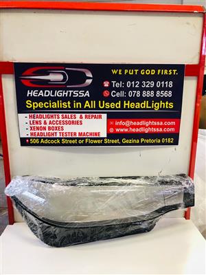 BMW G07 right side headlight replacement lens 