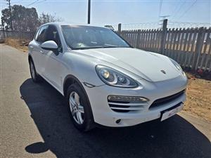 2012 PORSCHE CAYENNE DIESEL STRIPPING AS SPARES