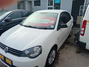2013 Polo vivo sedan