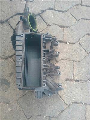 Volkswagen  2008 Intake Manifold
