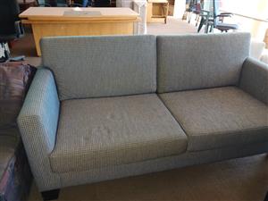 COUCHE BLUE GRAY DOUBLE SEATER