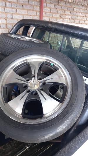 Mags and tyres fits yaris